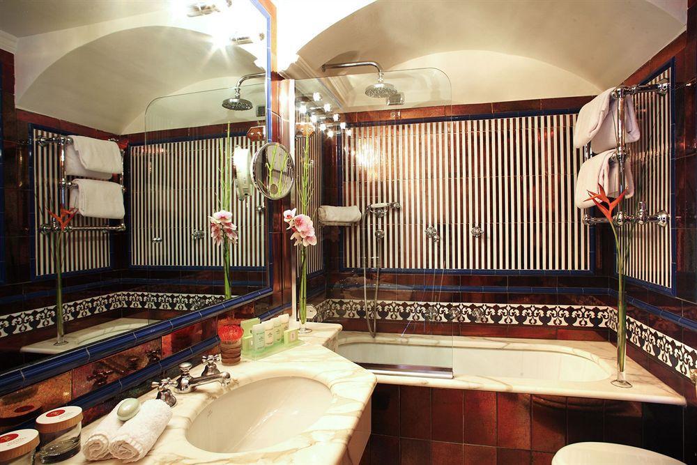 Bio Raphael - Relais & Chateaux